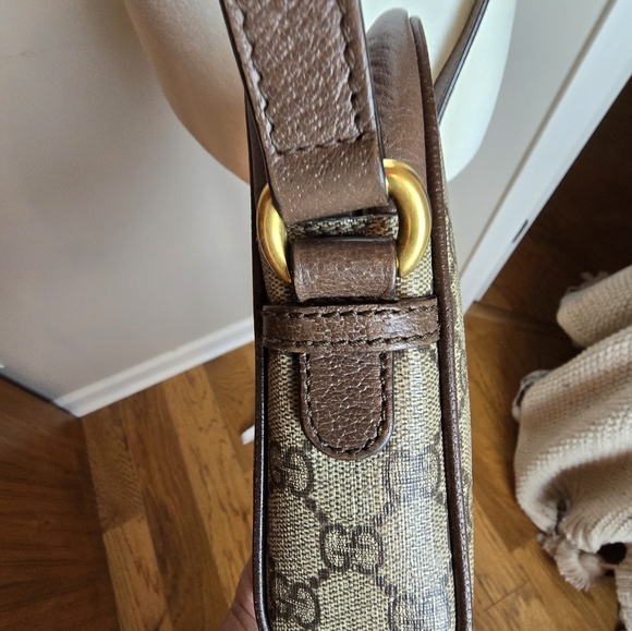 Gucci Ophidia GG Supreme Crossbody Handbag - Picture 4 of 12